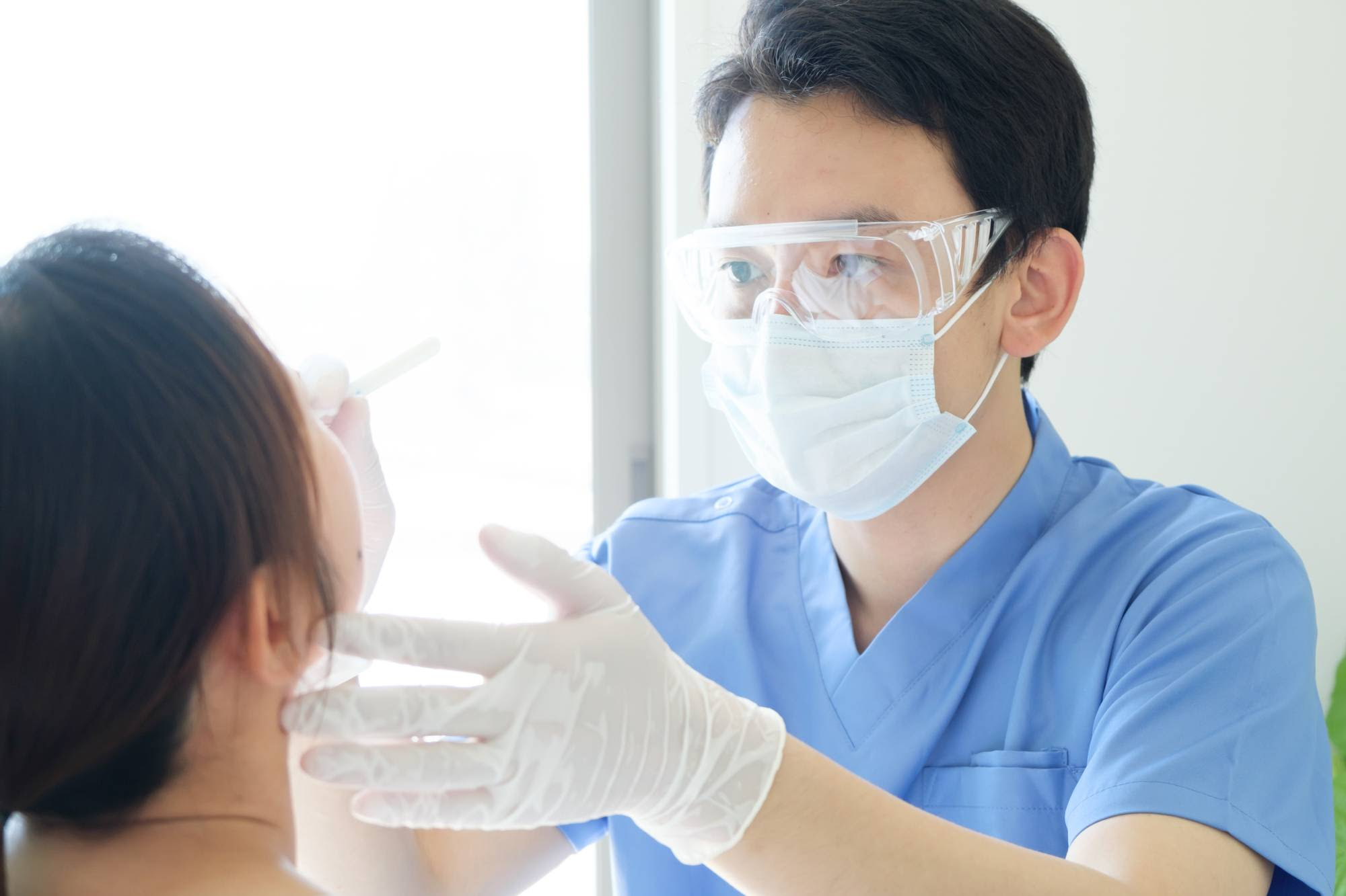 Le Japon introduit des tests PCR et antigéniques gratuits