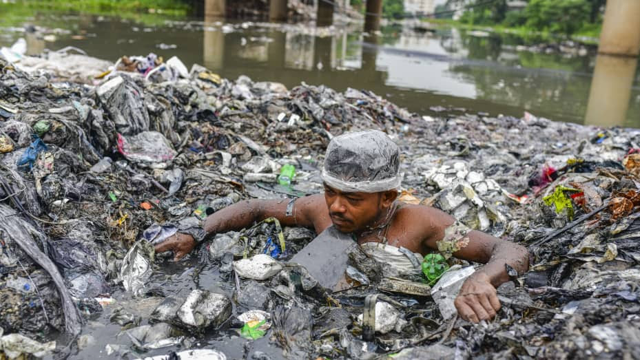 Plastic pollution is getting worse