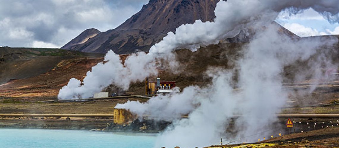 1-geothermal-energy-definition-pros-cons-mountain-image