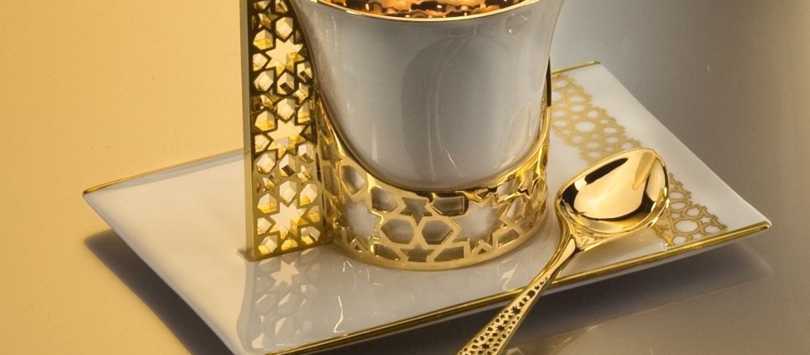 Luxury-Coffee-Mug-gold